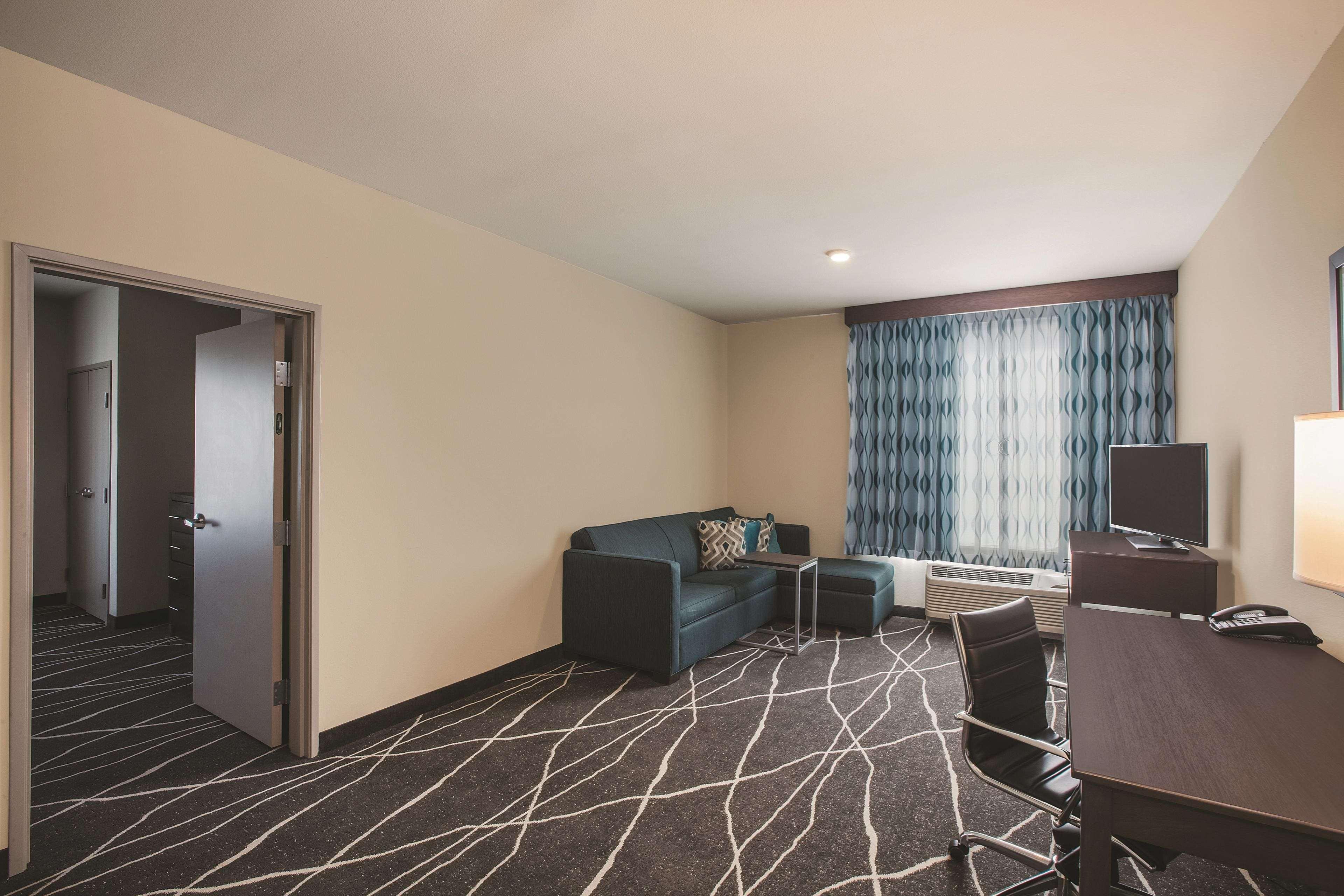 La Quinta By Wyndham Dallas Northeast-Arboretum Garland Exterior photo