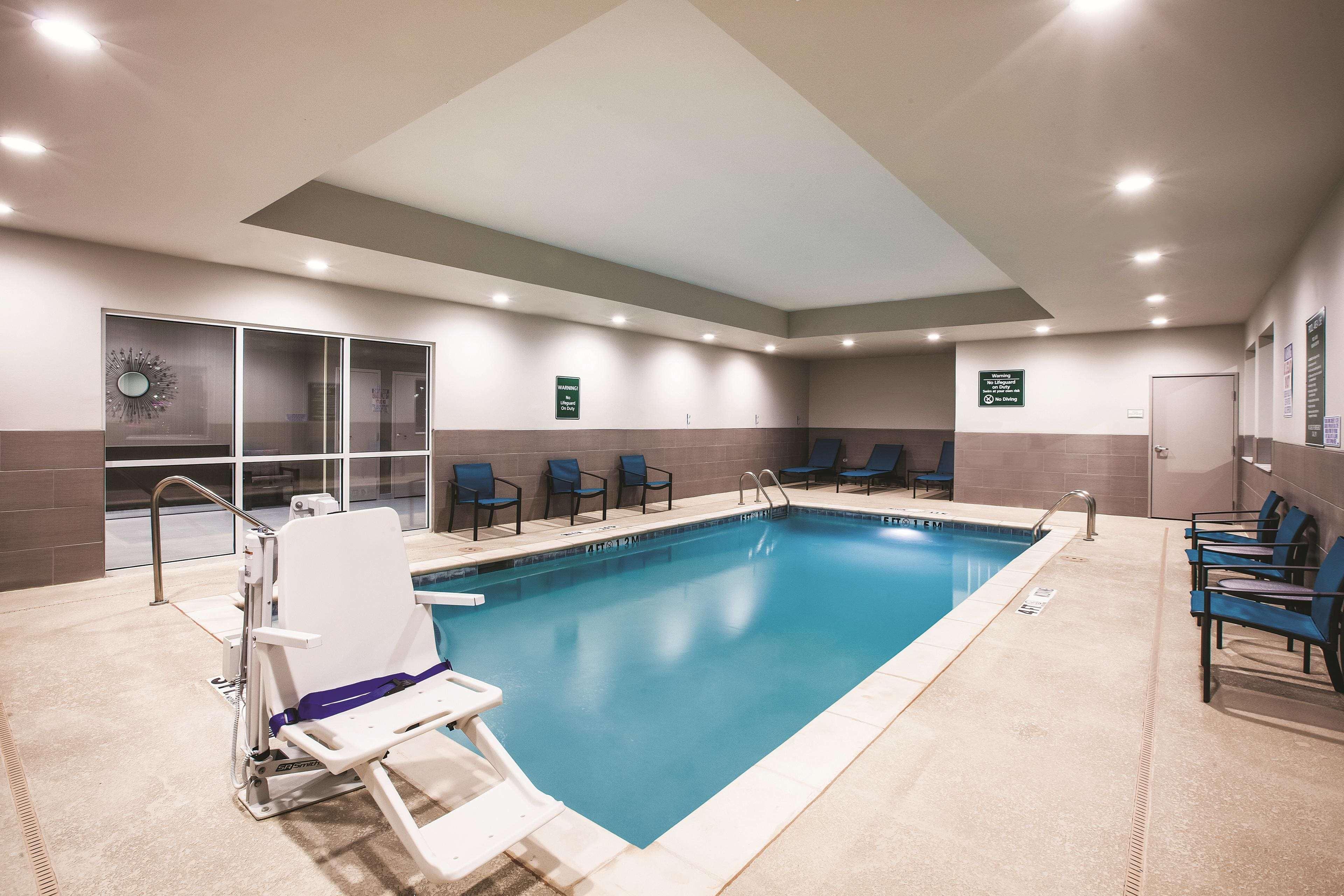 La Quinta By Wyndham Dallas Northeast-Arboretum Garland Exterior photo